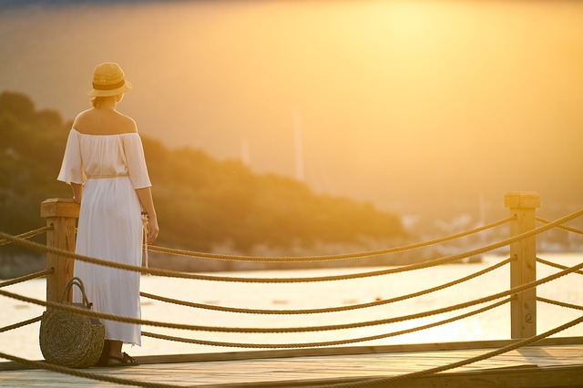 wear midi dress