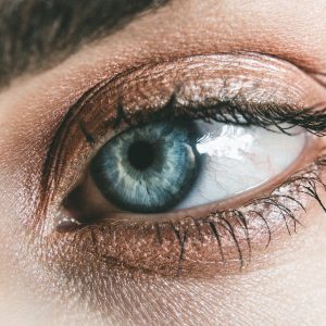 eye liner